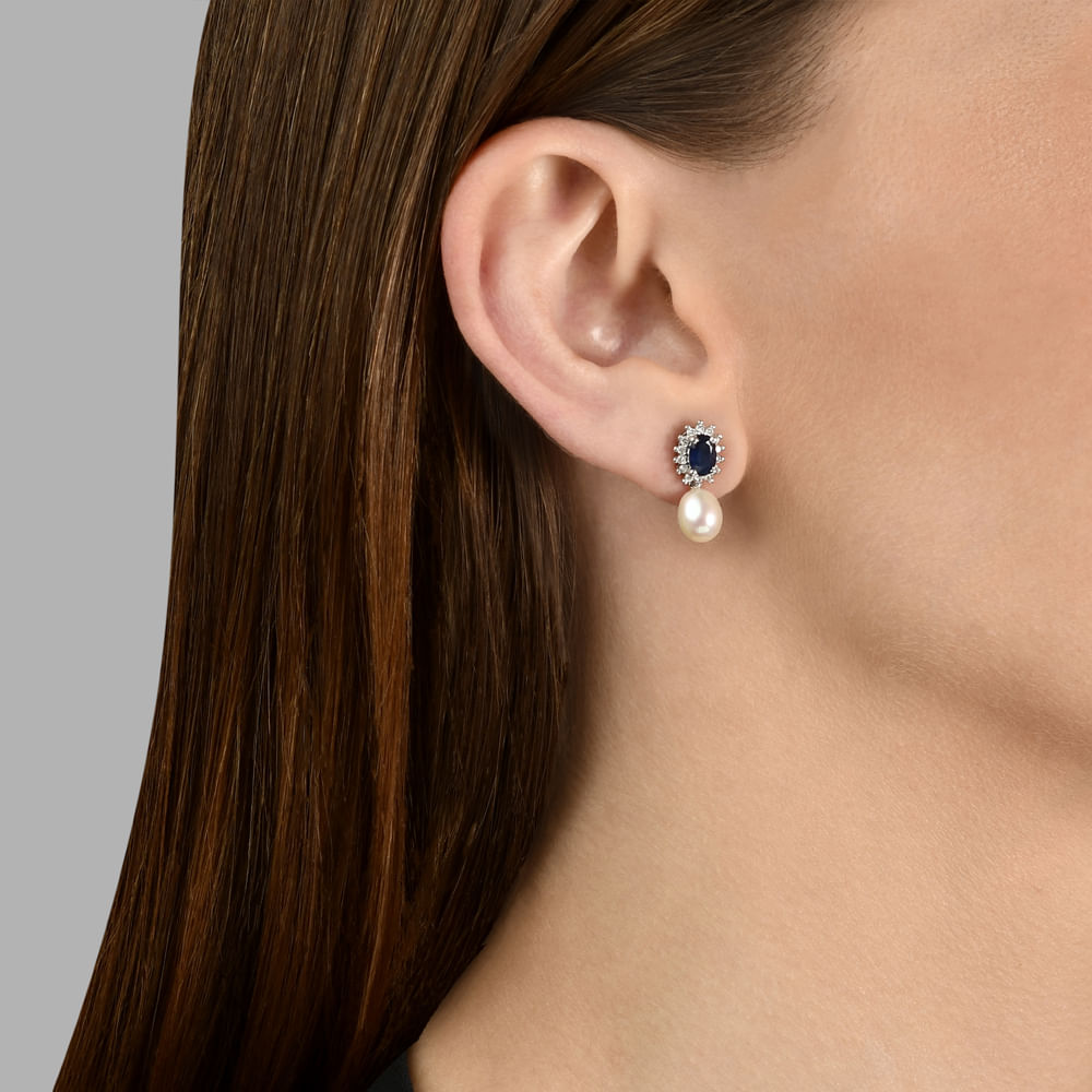 Brinco Classic em Ouro Branco 18k com Pérola, Safira Azul e Diamantes